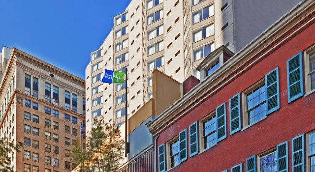 Кровать в общем номере Holiday Inn Express Philadelphia-Midtown by IHG