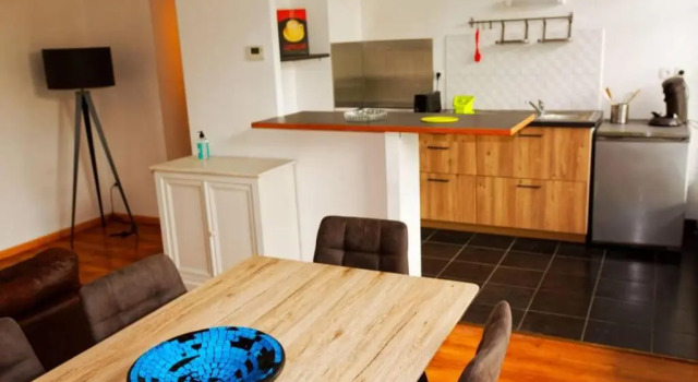 Апартаменты 2 chambres séparées + parking privé centre ville