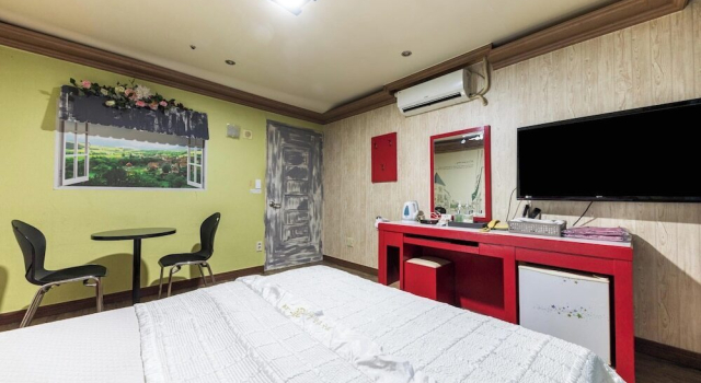 Seven Motel