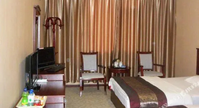 Jinchu Business Hotel