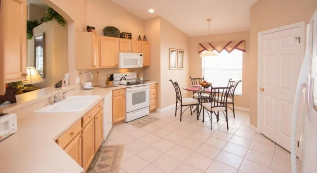 Malcom's West Haven Vacation Home