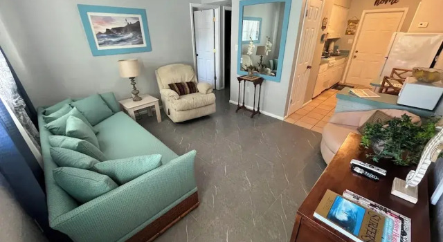 Семейные апартаменты с видом на сад Surfside Suites