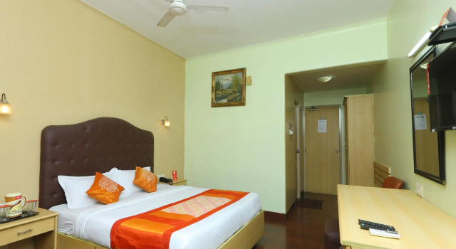 Capital O 14933 RPR Residency, Забронировать Отель Отели Ченнаи с завтраком, рядом с AVM Rajeswari Kalyana Mandapam, Завтраки