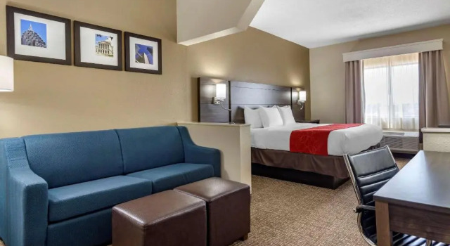 Люкс Comfort Suites near Robins Air Force Base