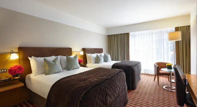 Четырёхместный номер Standard The Croke Park Hotel