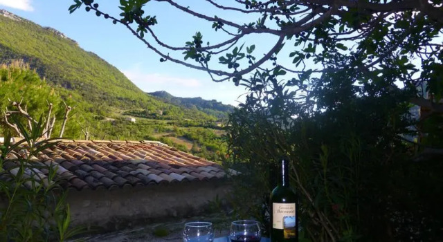 Les volets bleus, Rezervasyon Daire Montaulieu Drôme Provençale