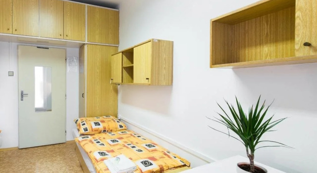 GProoms – Listovy koleje, Prenota Hotel Hotel a Moravia meridionale con parcheggio, Parcheggio