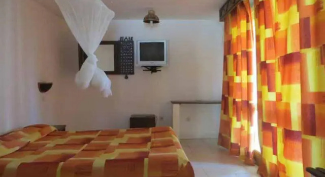 Pelican du Saloum, Book Hotel Mbodiene Mbour