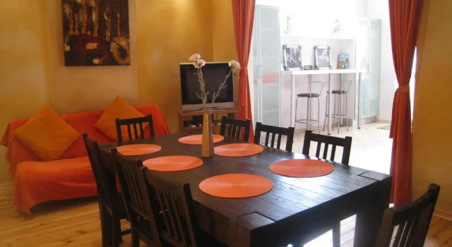 Кровать в общем номере Elegance on a Budget - Rooms for Rent in Sofia Center