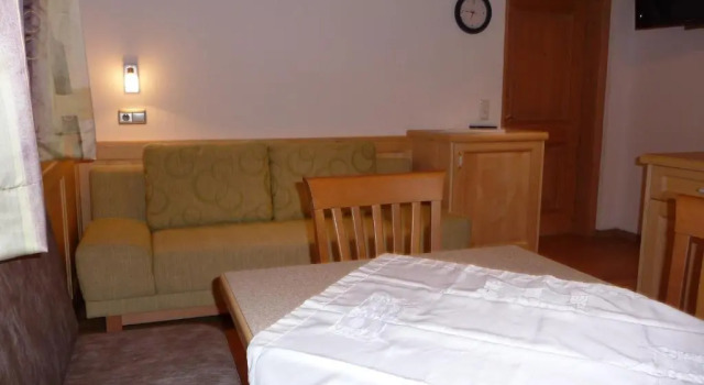 Апартаменты Apartmenthaus Gutwenger