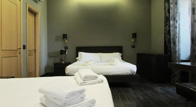 Четырёхместный номер Standard Hotel Les Chambres D'Or
