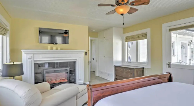 Апартаменты Carpinteria Apt w/ Hot Tub - 10 Min Walk to Beach!