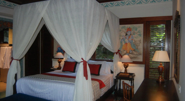 Отель Dwaraka The Royal Villas