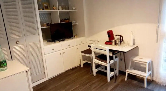 STUDIO en face de la forêt de FONTAINEBLEAU