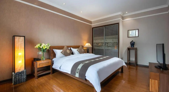 Люкс с видом на горы Aroma Tea House Formula Museum Hotel Guilin