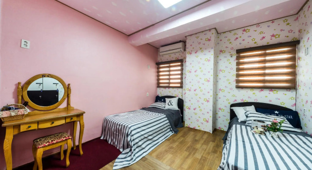 Люкс Funstay Inn Guesthouse