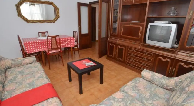 Apartment - 3 Bedrooms - 103313