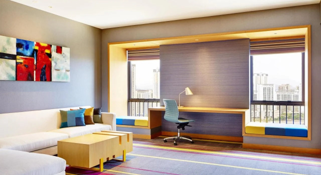 Aloft Dongguan Dynamic Town