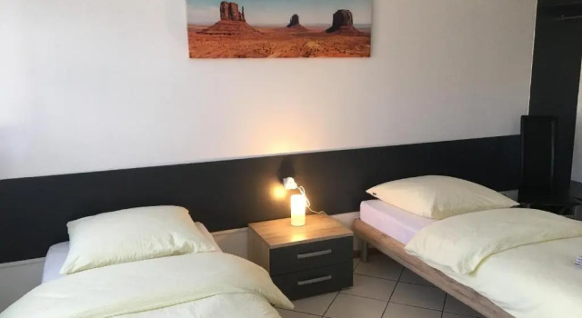Studio Lora RM 1221, Book Hotel Saint-Louis 