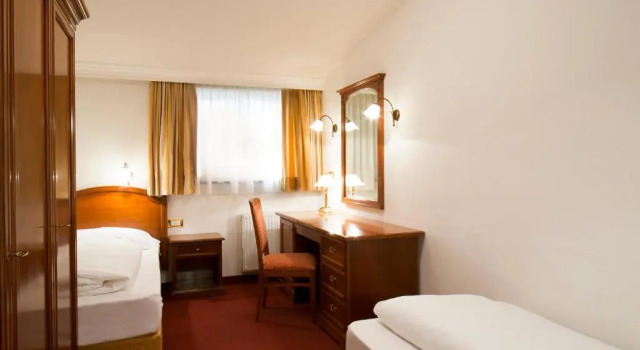 Residence Villa Gran Baita, Book Villa Hotels in Cadore with a Pool, Swimming Pool