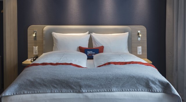 Holiday Inn Express - Wiesbaden by IHG, Забронировать Отель Висбаден земля Гессен, рядом с Bowling Green