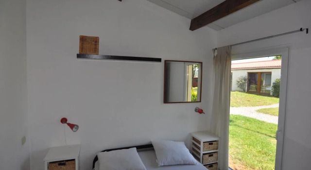 Camping Colline de Rabais, Забронировать Кемпинг Отели Виртон с парковкой, Парковка
