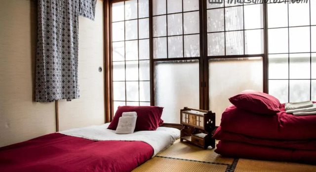 Кровать в общем номере Matsumoto BackPackers
