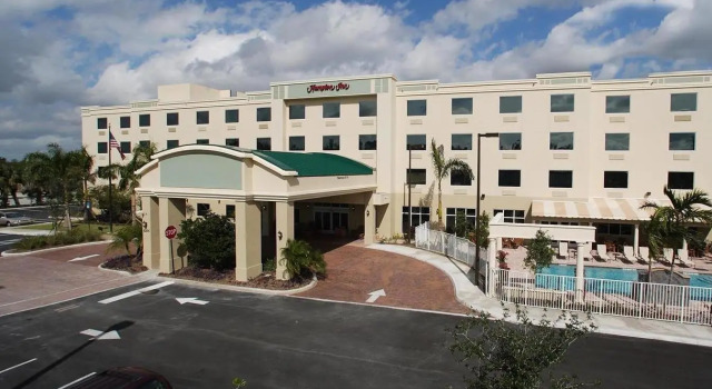 Двухместный люкс Hampton Inn West Palm Beach-Lake Worth-Turnpike