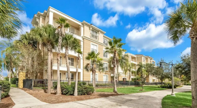 4816 Cayview Ave #306