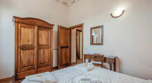 Tulipano A, Buchen Sie Hotel Hotels in Elsa-Tal mit Parkplatz, Parkplätze