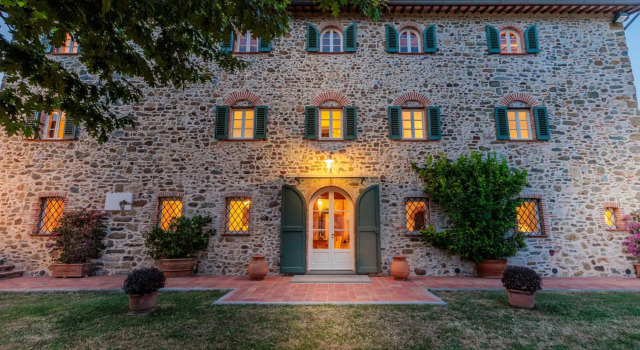Villa Rapondi, a Farmhouse with View, Rezervați Vilă Vile în Matraia, Vilă