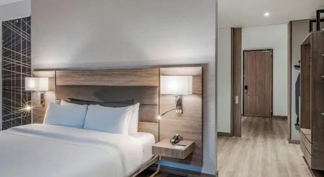 Двухместный люкс c 1 комнатой AC Hotel by Marriott Bogota Zona T