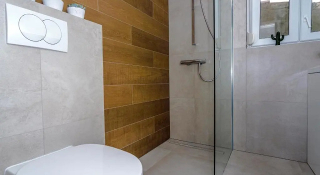 Apartments Villa Castello, Rezerwuj Apartament Hotele w Split-Dalmatia County z parkingiem, Parking
