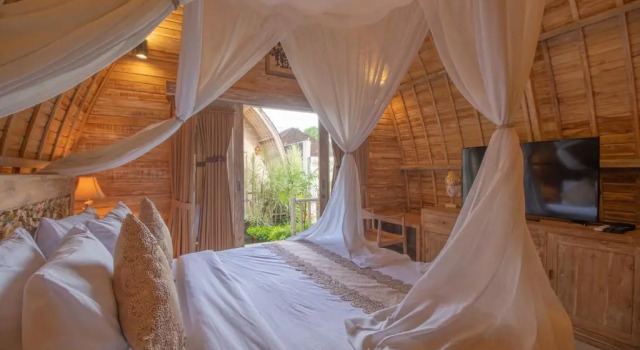Вилла Deluxe Wana Shanti Villa