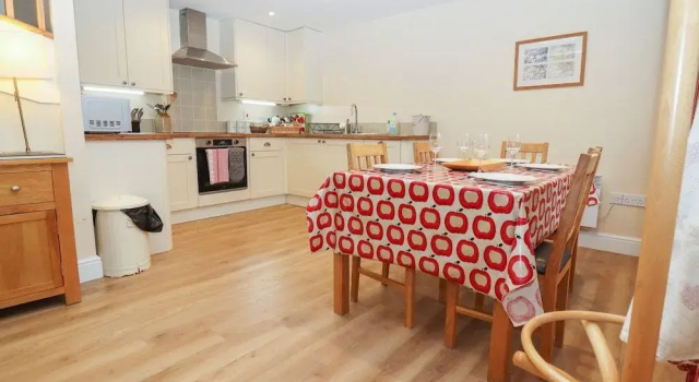 Barrow Castle, Varaa Hotelli 3 tähden hotellit kohteessa Merseyside, 3*