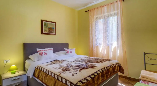 Abba Apartments, Забронировать Апартаменты/квартира Отели Мали-Лошиня с парковкой, рядом с Mali Losinj Ferry Port, Парковка