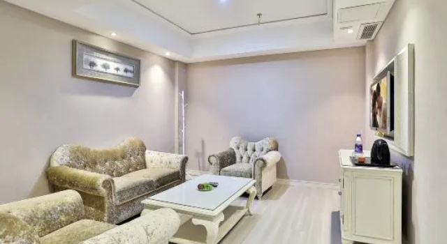 Люкс Four Seasons Fashion Hotel (Yongkang South Railway Station Xijinqiao Pedestrian Street)