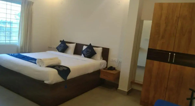 Hotel Amulya Fine Dine, Забронировать Отель Недорогие отели штата Карнатаки, недорого