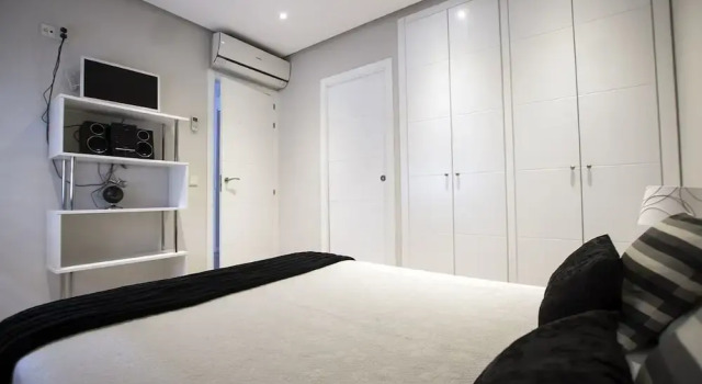 Cervantes Apartamentos, Забронировать Апартаменты/квартира Отели Толедо с бассейном, рядом с Монастырь Св. Антония Падуанского, Бассейн