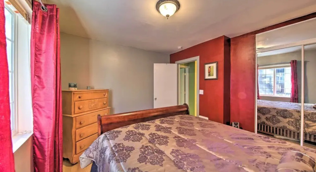 Коттедж Cozy Home w/ Wood Fireplace: 4 Mi to Big Bear Lake