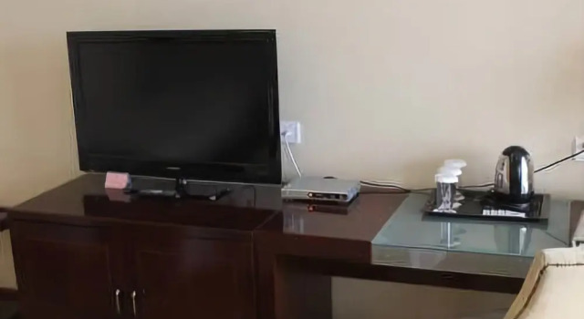 安阳丰乐园大酒店, Rezerwuj Hotel Hotele 3-gwiazdkowe w Anyang, 3*
