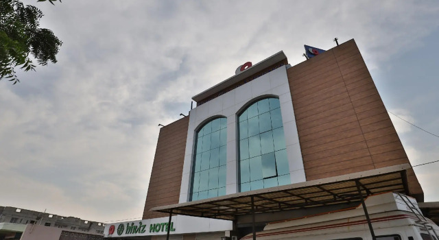 Capital O 41581 Hiriz Hotel, Buchen Sie Hotel Gandhidham Gujarat