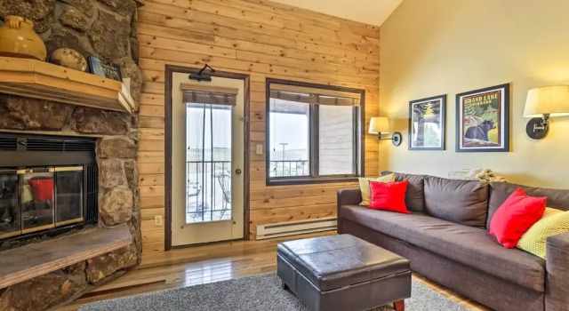 Cozy Granby Mountain Condo w/ Resort Amenities!, Забронировать Курортный отель Отели Грэнби 3 звезды, рядом с Гольф-клуб Grand Elk, 3*