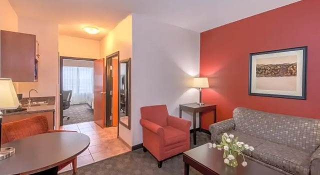 Двухместный люкс c 1 комнатой Holiday Inn Casper East-Medical Center by IHG