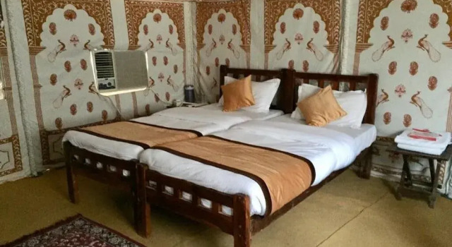 Kutch Classic Rider Camp, Boek Camping Dhordo 