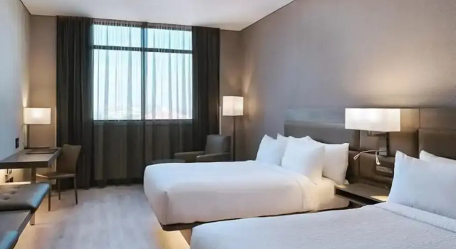 Четырёхместный номер Standard AC Hotel by Marriott Guatemala City