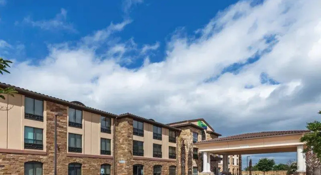 Двухместный номер Standard Holiday Inn Express & Suites Austin NW   Lakeway by IHG