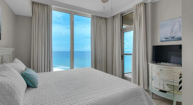 Апартаменты Reduced Rates! Portofino Tower 3-1808 Stunning National Seashore Views