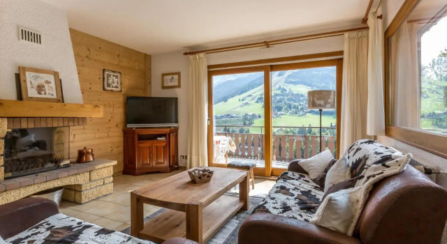 Chalet La Clusaz, 5 pièces, 9 personnes - FR-1-437-56, Забронировать Шале Виллы Ла-Клюза, рядом с Горнолыжный курорт Ла Клюза, Вилла