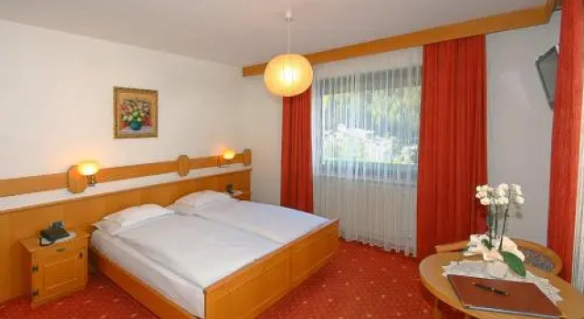 Garni Hotel Rezia